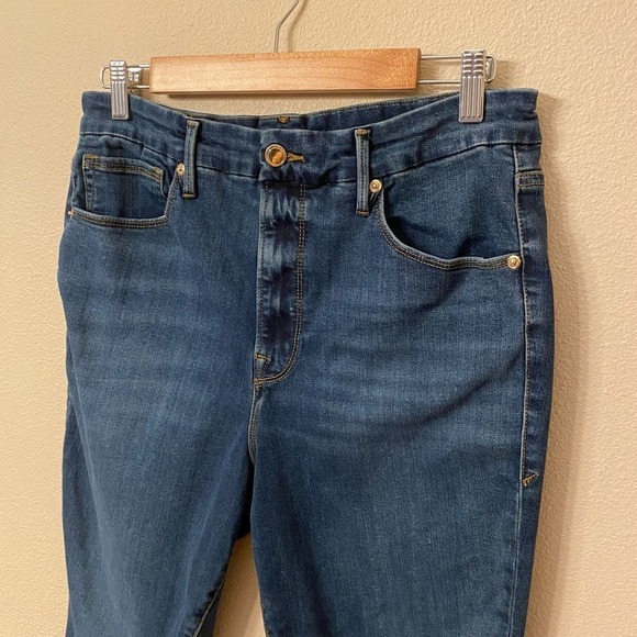 Good American Fray Hem Good Waist Crop Women's size 15 Blue Denim Jeans Casual - Picture 3 of 11